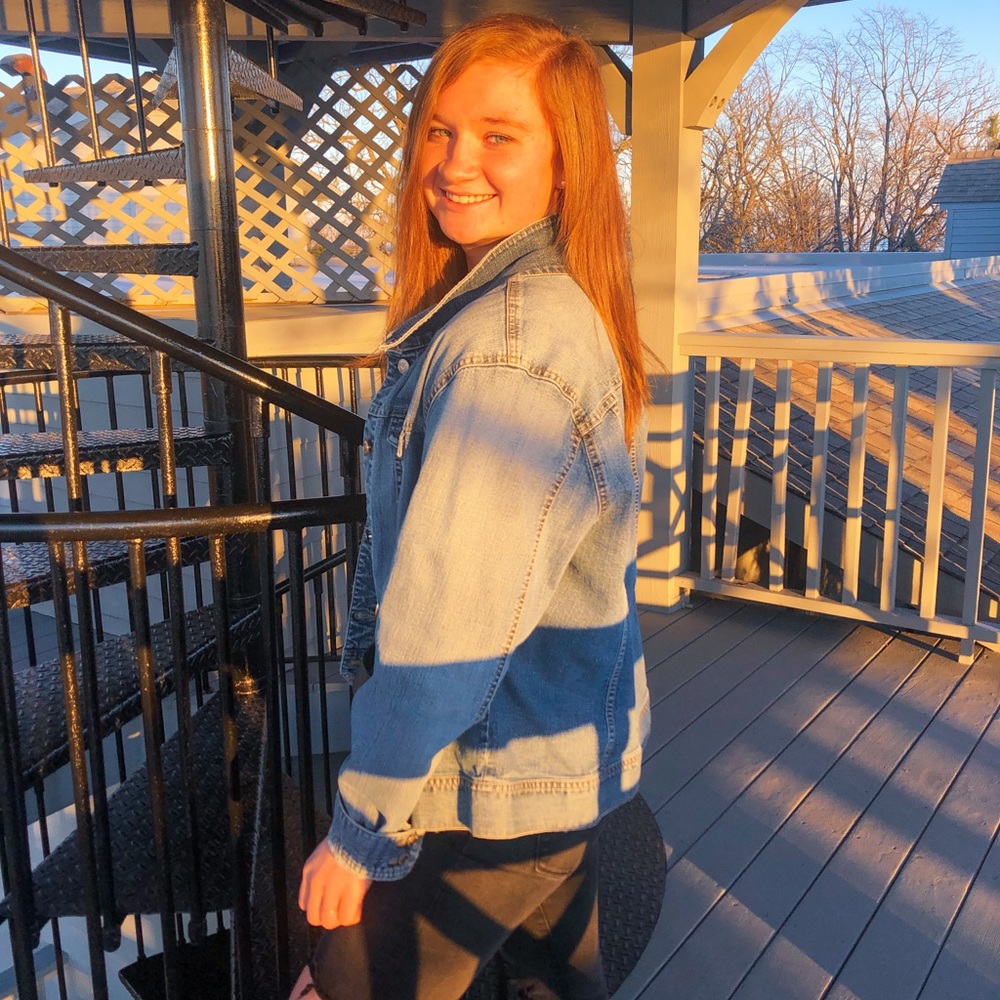 Meet your Posher, Ashley